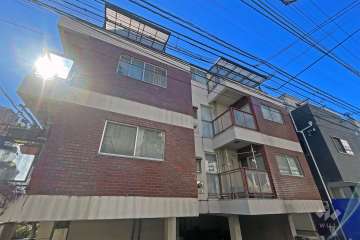 タピオラマンション高田馬場の外観（北東側から）