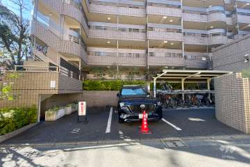 敷地内駐車場（屋外平面式）