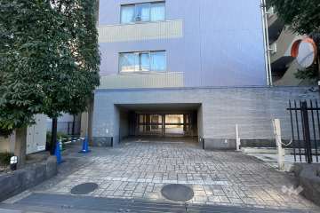 駐車場の出入り口