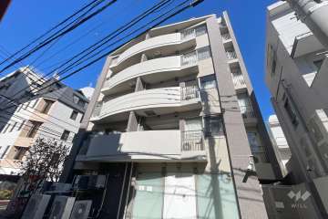 レジェンド高田馬場ドゥエの外観（南東側から）