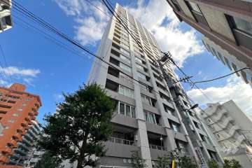 新宿山吹アインスタワーの外観（北西側から）