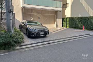 敷地内駐車場（屋外平面式）
