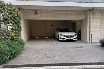 敷地内駐車場（屋内平面式）