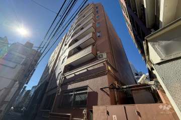 御苑ハイムの外観（北東側から）