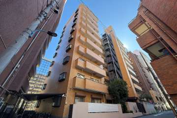 ダイアパレス御苑前の外観（北西側から）