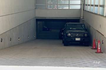 駐車場の出入り口