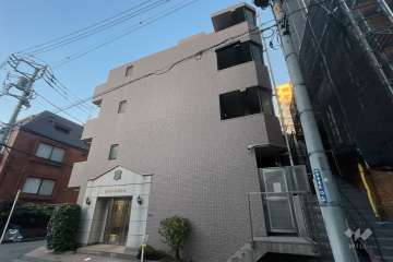 カテリーナ市ケ谷の外観（北東側から）