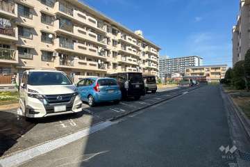 敷地内駐車場（屋外平面式）