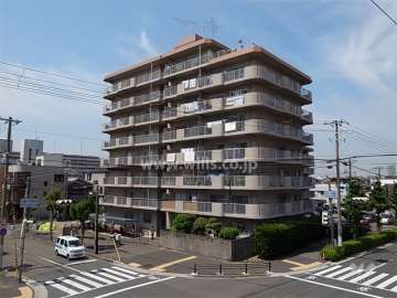 南塚口パークマンションB棟の外観（北東側から）