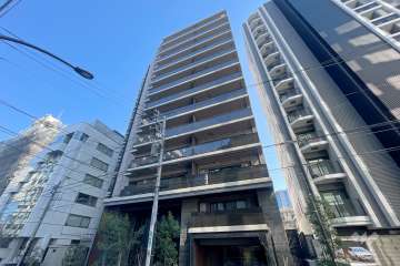 ジオ四谷三栄町の外観（南西側から）