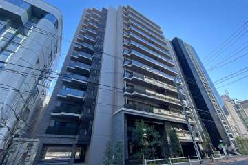 ジオ四谷三栄町の外観（北西側から）