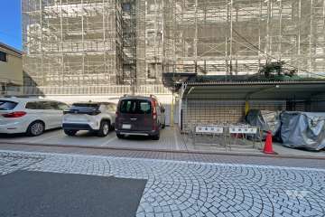 敷地内駐車場（屋外平面式）