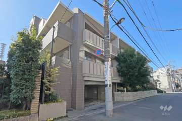 ザ・パークハウス市谷加賀町の外観（北東側から）