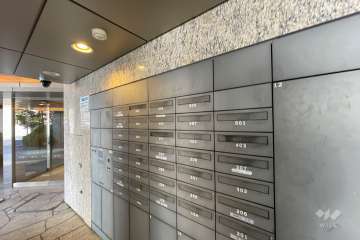 宅配ボックスと共用ポスト