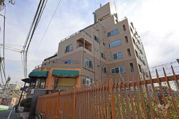 市ヶ谷左内坂ハイムの外観（北西側から）