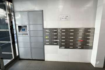 宅配ボックスと共用ポスト