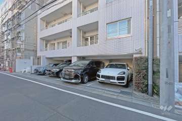 敷地内駐車場（屋内平面式）