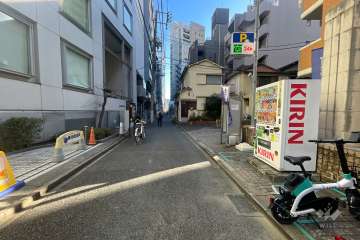 敷地北側の前面道路
