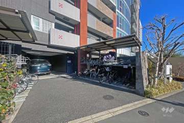 敷地内駐車場（屋外平面式）