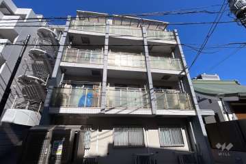 ヴェルト市谷薬王寺の外観（南西側から）