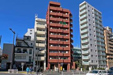 薬王寺ニューハイツの外観（南側から）