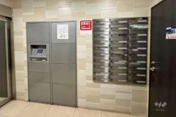 宅配ボックスと共用ポスト