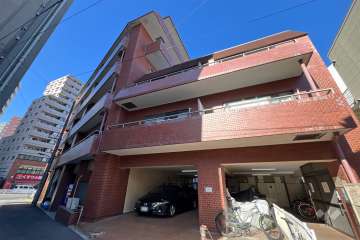 シャンブル牛込の外観（南側から）