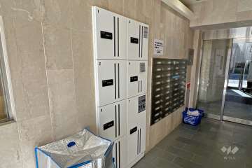 宅配ボックスと共用ポスト