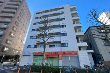 シャンベール若松町の外観（北側から）