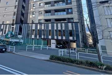 駐車場の出入り口