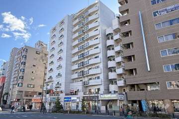 ウィン四ツ谷の外観（南西側から）