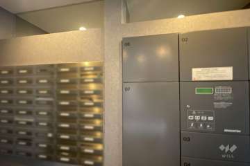 宅配ボックスと共用ポスト