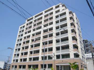 ワコーレ コモード立花の外観（西側から）