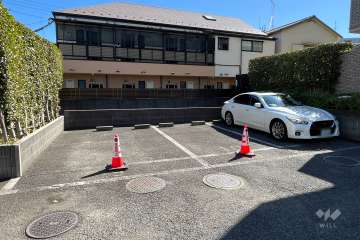 敷地内駐車場（屋外平面式）
