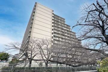 落合パークファミリアの外観（南側から）