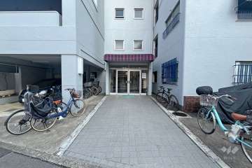 エントランスアプローチ