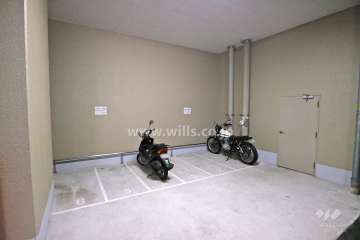 バイク置き場