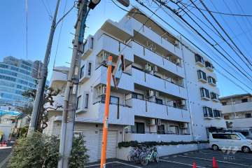 三協グリーンコート落合駅前パート1の外観（北西側から）