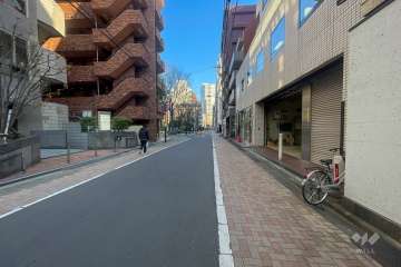 敷地北西側の前面道路　