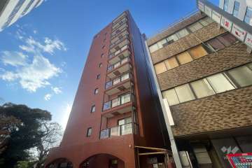 新宿御苑前マンションの外観（北東側から）