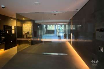 エントランスはオートロック付きです。