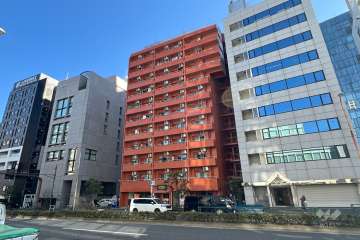 第32宮庭マンションの外観（北側から）