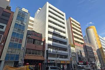 ヴェラハイツ新宿御苑の外観（南西側から）