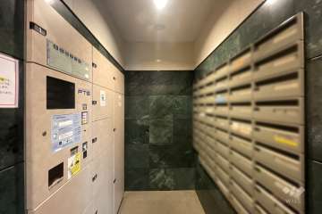 宅配ボックスと共用ポスト