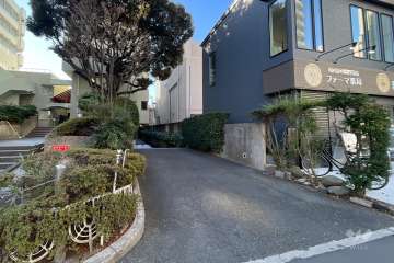 駐車場の出入り口