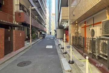 敷地南西側の前面道路