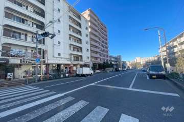 敷地北側の前面道路　