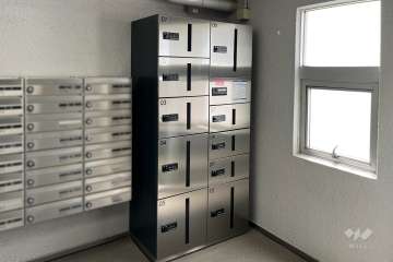 宅配ボックスと共用ポスト