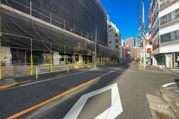 敷地東側の前面道路　