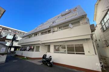 ニューイースタンハイツの外観（南西側から）